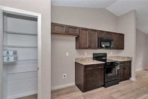 Villa ou maison à vendre à Ocala, Floride: 4 chambres, 162.3 m2 № 2221847 - photo 11