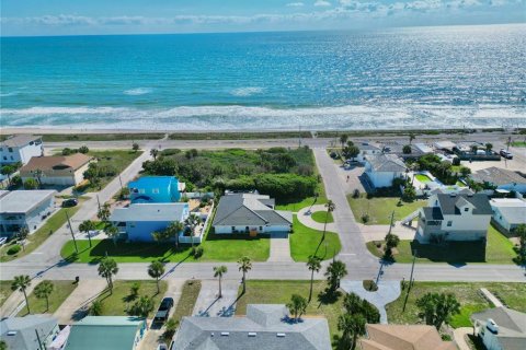 House in Flagler Beach, Florida 4 bedrooms, 230.21 sq.m. № 2115945 - photo 4