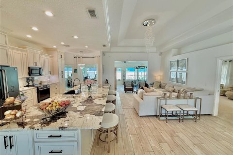 House in Flagler Beach, Florida 4 bedrooms, 230.21 sq.m. № 2115945 - photo 14