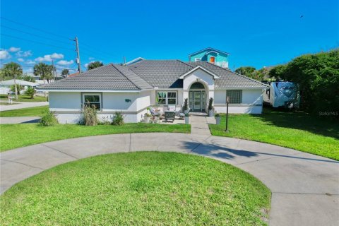 House in Flagler Beach, Florida 4 bedrooms, 230.21 sq.m. № 2115945 - photo 7
