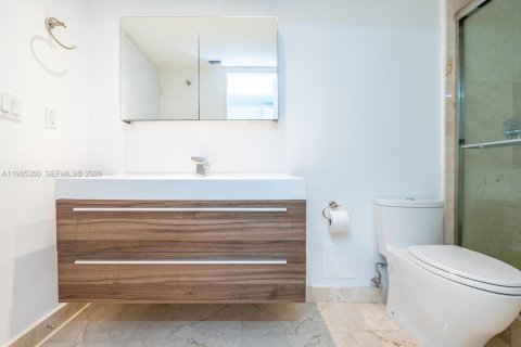 Copropriété à louer à Miami Beach, Floride: 2 chambres, 110.55 m2 № 2027008 - photo 11