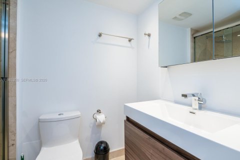 Copropriété à louer à Miami Beach, Floride: 2 chambres, 110.55 m2 № 2027008 - photo 17