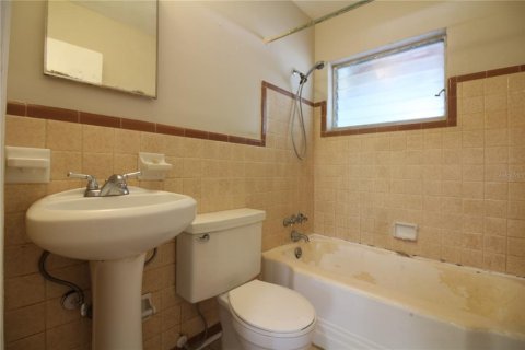 Apartment in Lakeland, Florida 2 bedrooms, 70.7 sq.m. № 2117941 - photo 11