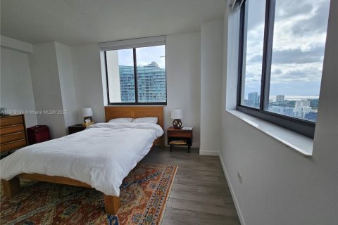 Condo in Miami, Florida, 2 bedrooms  № 1964403 - photo 5