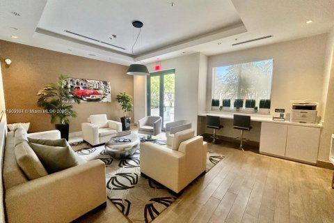 Condo in Miami, Florida, 2 bedrooms  № 1964403 - photo 30