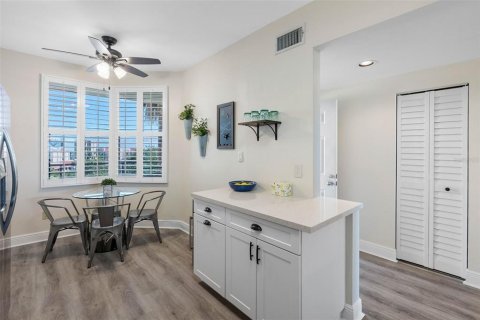 Condominio en venta en South Pasadena, Florida, 2 dormitorios, 106.37 m2 № 2421853 - foto 16