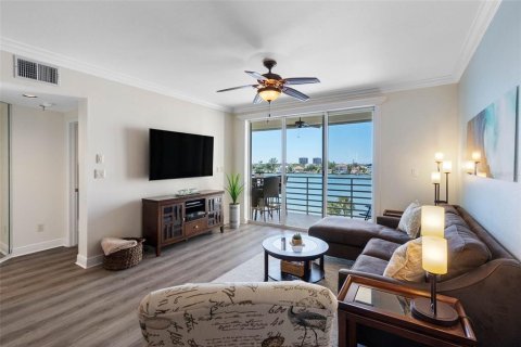 Condominio en venta en South Pasadena, Florida, 2 dormitorios, 106.37 m2 № 2421853 - foto 3