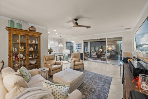 House in Lake Wales, Florida 3 bedrooms, 171.59 sq.m. № 1914890 - photo 9