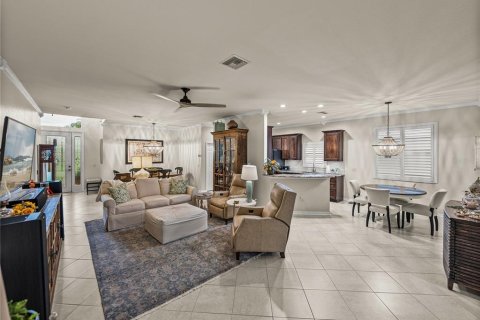House in Lake Wales, Florida 3 bedrooms, 171.59 sq.m. № 1914890 - photo 6