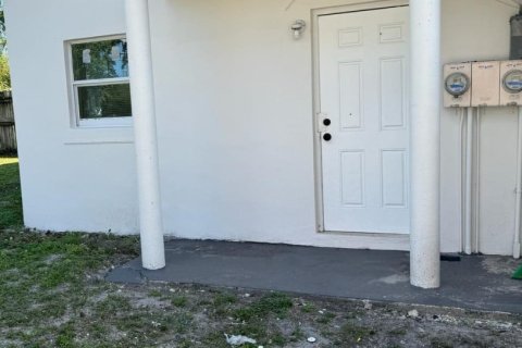 Villa ou maison à louer à Riviera Beach, Floride: 2 chambres, 133.78 m2 № 2185461 - photo 12