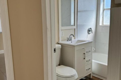 Villa ou maison à louer à Riviera Beach, Floride: 2 chambres, 133.78 m2 № 2185461 - photo 6