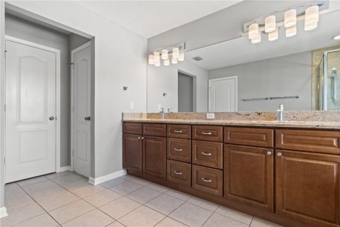 Villa ou maison à vendre à Wesley Chapel, Floride: 4 chambres, 233.56 m2 № 2143608 - photo 29
