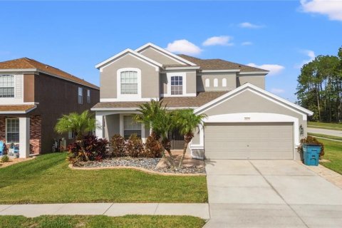 Villa ou maison à vendre à Wesley Chapel, Floride: 4 chambres, 233.56 m2 № 2143608 - photo 2