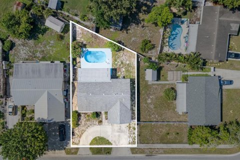 House in Bradenton, Florida 3 bedrooms, 152.08 sq.m. № 1820698 - photo 19
