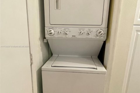 Купить кондоминиум в Хайалиа, Флорида 2 спальни, 100.33м2, № 1937383 - фото 7