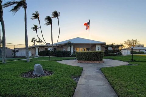 Copropriété à vendre à Largo, Floride: 2 chambres, 113.81 m2 № 1581297 - photo 20