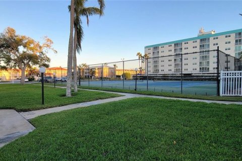 Copropriété à vendre à Largo, Floride: 2 chambres, 113.81 m2 № 1581297 - photo 29