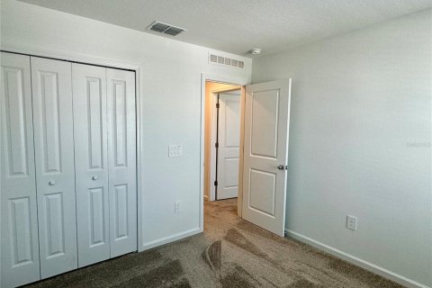 Villa ou maison à louer à Eagle Lake, Floride: 4 chambres, 174.56 m2 № 2116281 - photo 30
