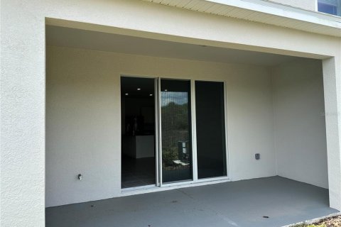 Touwnhouse à louer à Land O' Lakes, Floride: 3 chambres, 155.43 m2 № 2412544 - photo 10
