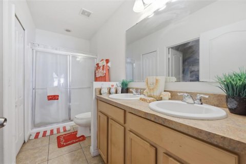 House in Orlando, Florida 4 bedrooms, 143.91 sq.m. № 2225083 - photo 19