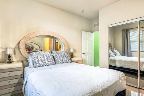 Adosado en venta en Oakland Park, Florida, 3 dormitorios, 139.73 m2 № 1889957 - foto 24