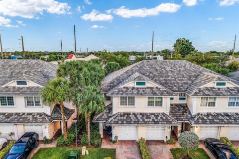 Adosado en venta en Oakland Park, Florida, 3 dormitorios, 139.73 m2 № 1889957 - foto 2