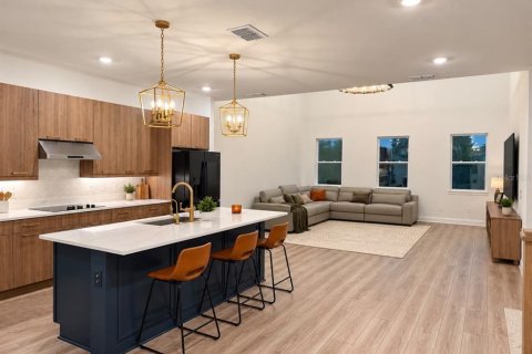 Villa ou maison à louer à Minneola, Floride: 5 chambres, 344.2 m2 № 2437405 - photo 5
