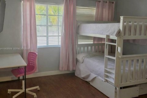 Appartement à louer à Bay Harbor Islands, Floride: 2 chambres, 103.4 m2 № 2017501 - photo 16