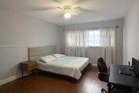 Appartement à louer à Bay Harbor Islands, Floride: 2 chambres, 103.4 m2 № 2017501 - photo 15