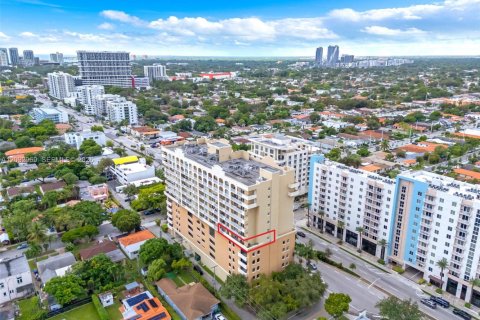 Copropriété à vendre à Miami, Floride: 2 chambres, 120.4 m2 № 2378478 - photo 29