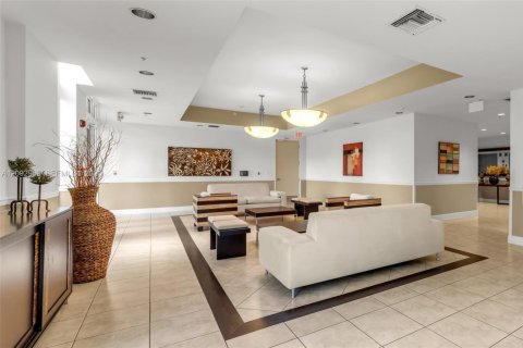 Copropriété à vendre à Miami, Floride: 2 chambres, 120.4 m2 № 2378478 - photo 27