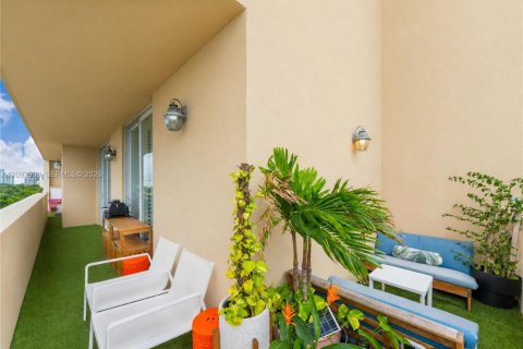 Copropriété à vendre à Miami, Floride: 2 chambres, 120.4 m2 № 2378478 - photo 21