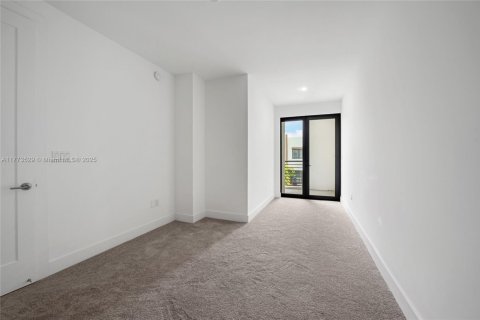 Townhouse in Dania Beach, Florida 3 bedrooms, 146.97 sq.m. № 1741445 - photo 19