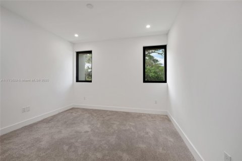 Townhouse in Dania Beach, Florida 3 bedrooms, 146.97 sq.m. № 1741445 - photo 18