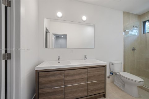 Townhouse in Dania Beach, Florida 3 bedrooms, 146.97 sq.m. № 1741445 - photo 15