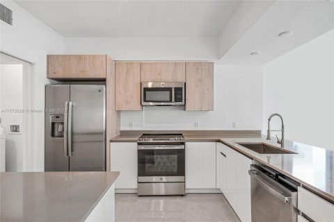 Townhouse in Dania Beach, Florida 3 bedrooms, 146.97 sq.m. № 1741445 - photo 6