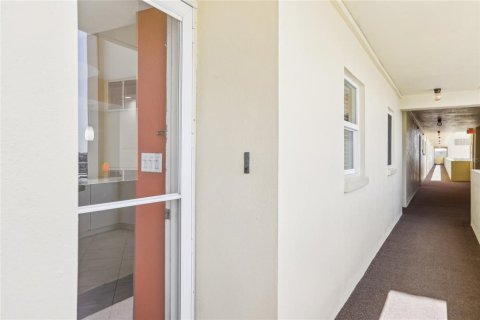 Copropriété à vendre à Saint Petersburg, Floride: 1 chambre, 75.72 m2 № 1657863 - photo 10