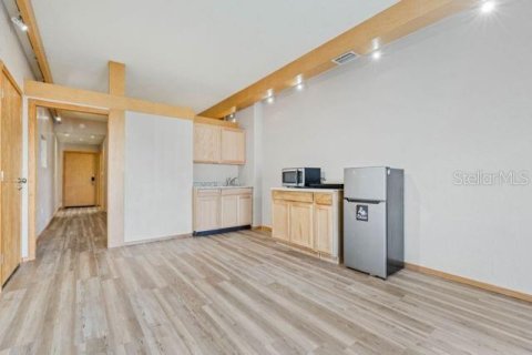 Condominio en alquiler en Palm Coast, Florida, 1 dormitorio, 58.06 m2 № 2101403 - foto 11