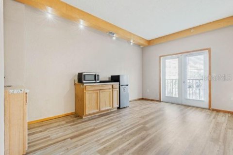 Condominio en alquiler en Palm Coast, Florida, 1 dormitorio, 58.06 m2 № 2101403 - foto 10