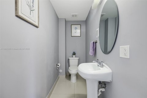 Casa en venta en Homestead, Florida, 4 dormitorios, 133.22 m2 № 1891162 - foto 18