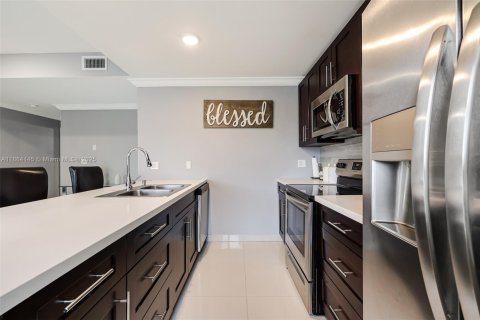 Casa en venta en Homestead, Florida, 4 dormitorios, 133.22 m2 № 1891162 - foto 14