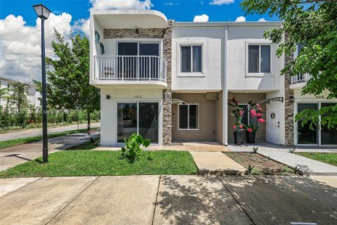 Casa en venta en Homestead, Florida, 4 dormitorios, 133.22 m2 № 1891162 - foto 1