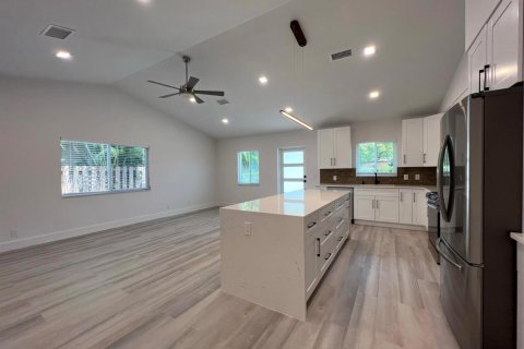 Villa ou maison à louer à Oakland Park, Floride: 3 chambres, 139.35 m2 № 2439185 - photo 15