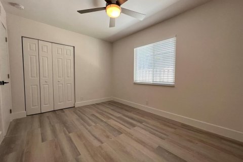 Villa ou maison à louer à Oakland Park, Floride: 3 chambres, 139.35 m2 № 2439185 - photo 25