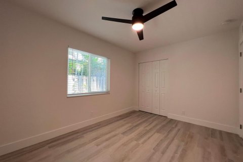 Villa ou maison à louer à Oakland Park, Floride: 3 chambres, 139.35 m2 № 2439185 - photo 27