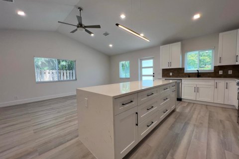 Villa ou maison à louer à Oakland Park, Floride: 3 chambres, 139.35 m2 № 2439185 - photo 16