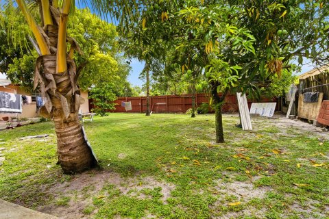 Immobilier commercial à vendre à Pompano Beach, Floride: 214.14 m2 № 2187633 - photo 8