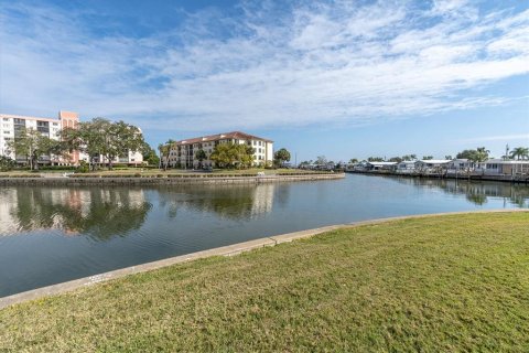 Copropriété à louer à Clearwater, Floride: 2 chambres, 98.48 m2 № 2123114 - photo 29