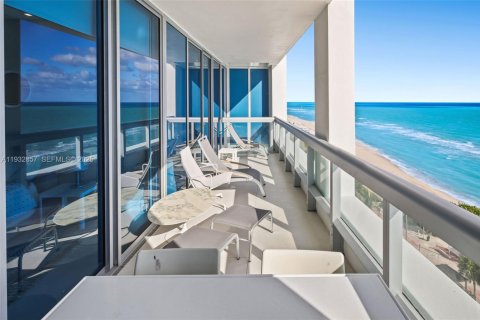 Condominio en alquiler en Miami Beach, Florida, 2 dormitorios, 145.39 m2 № 1991052 - foto 10
