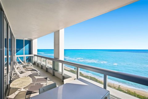 Condominio en alquiler en Miami Beach, Florida, 2 dormitorios, 145.39 m2 № 1991052 - foto 9